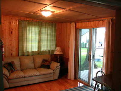 inside_cottage_7livingroom.jpg